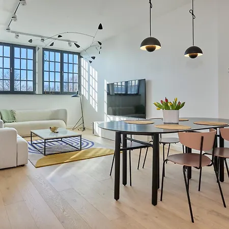 Luxury 2br With Garden, 5mins From Old Town & * Tallinn
