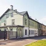 Apartment Luxury 2Br Apartment With Garden, 5Mins From Old Town & Beach Reval